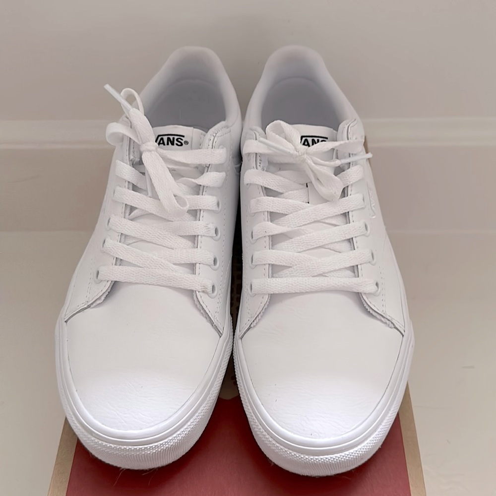 Vans white sneakers women - excellent condition